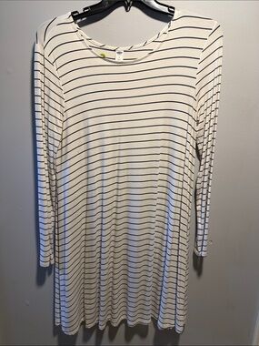 Old Navy White Dress with Black Stripes - Long Sleeve Swing